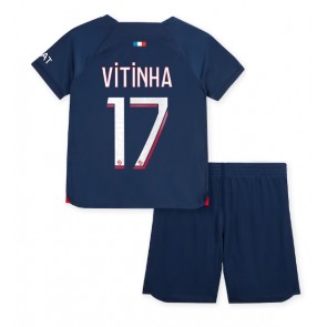 Paris Saint-Germain Vitinha Ferreira #17 Koszulka Podstawowych Dziecięca 2023-24 Krótki Rękaw (+ Krótkie spodenki)
